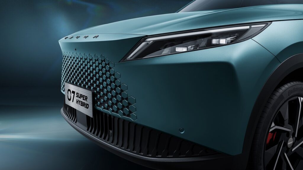 System aktywnego wygłuszenia ENC (Engine Noise Cancellation)